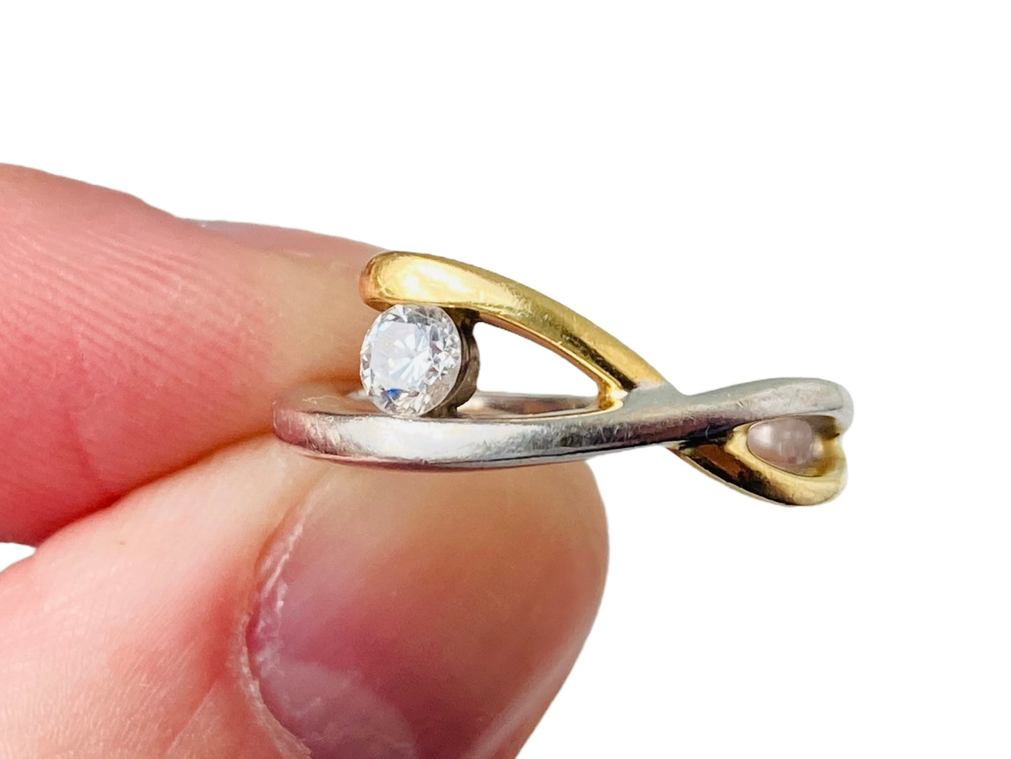 18ct Gold Diamond Ring