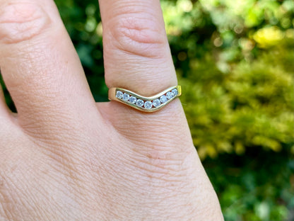 9ct Gold 0.25ct Diamond Wishbone Ring