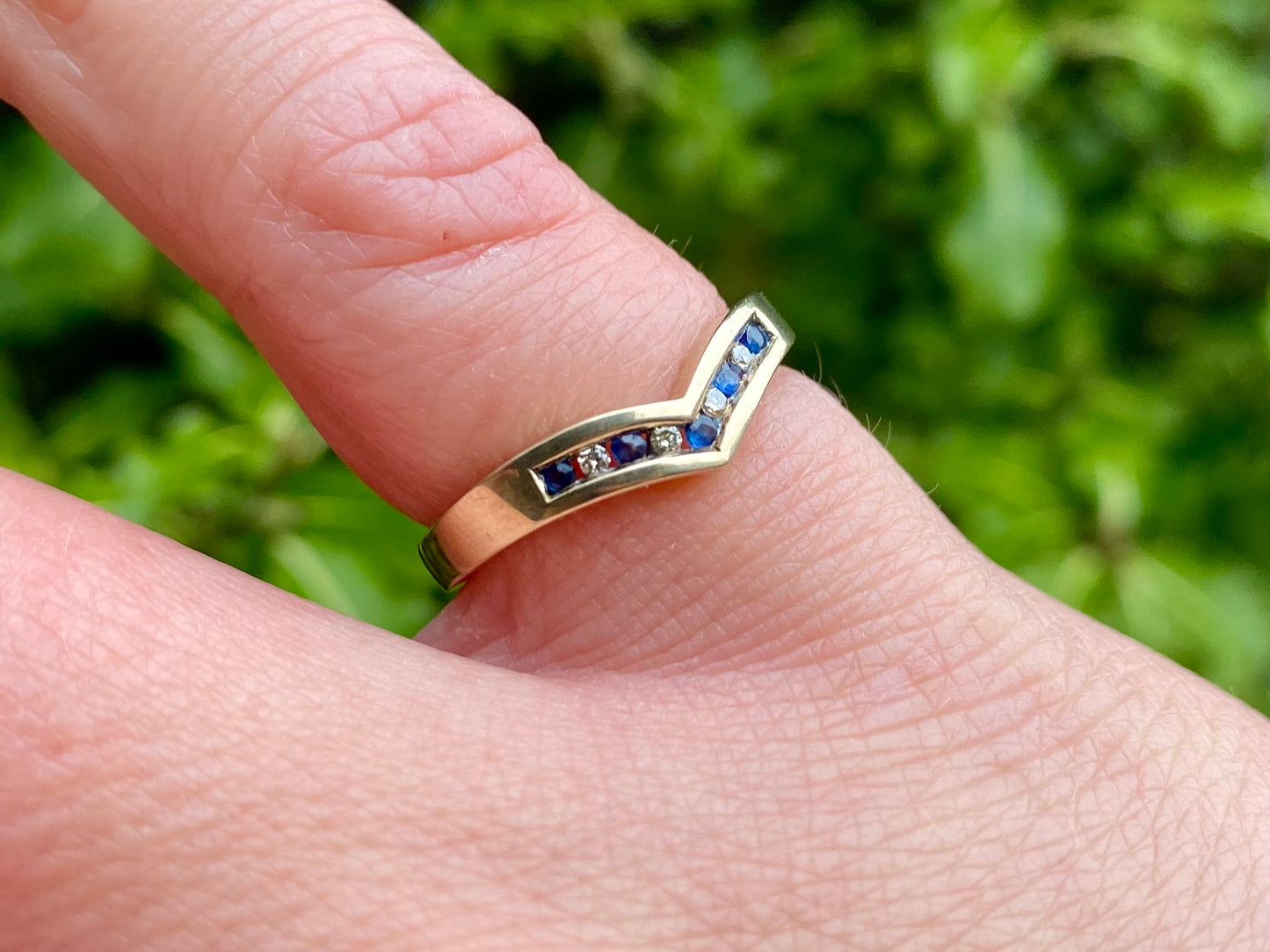 9ct Gold Sapphire & Diamond Wishbone Ring