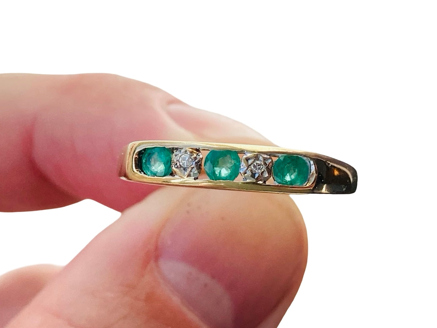 9ct Gold Emerald & Diamond Ring