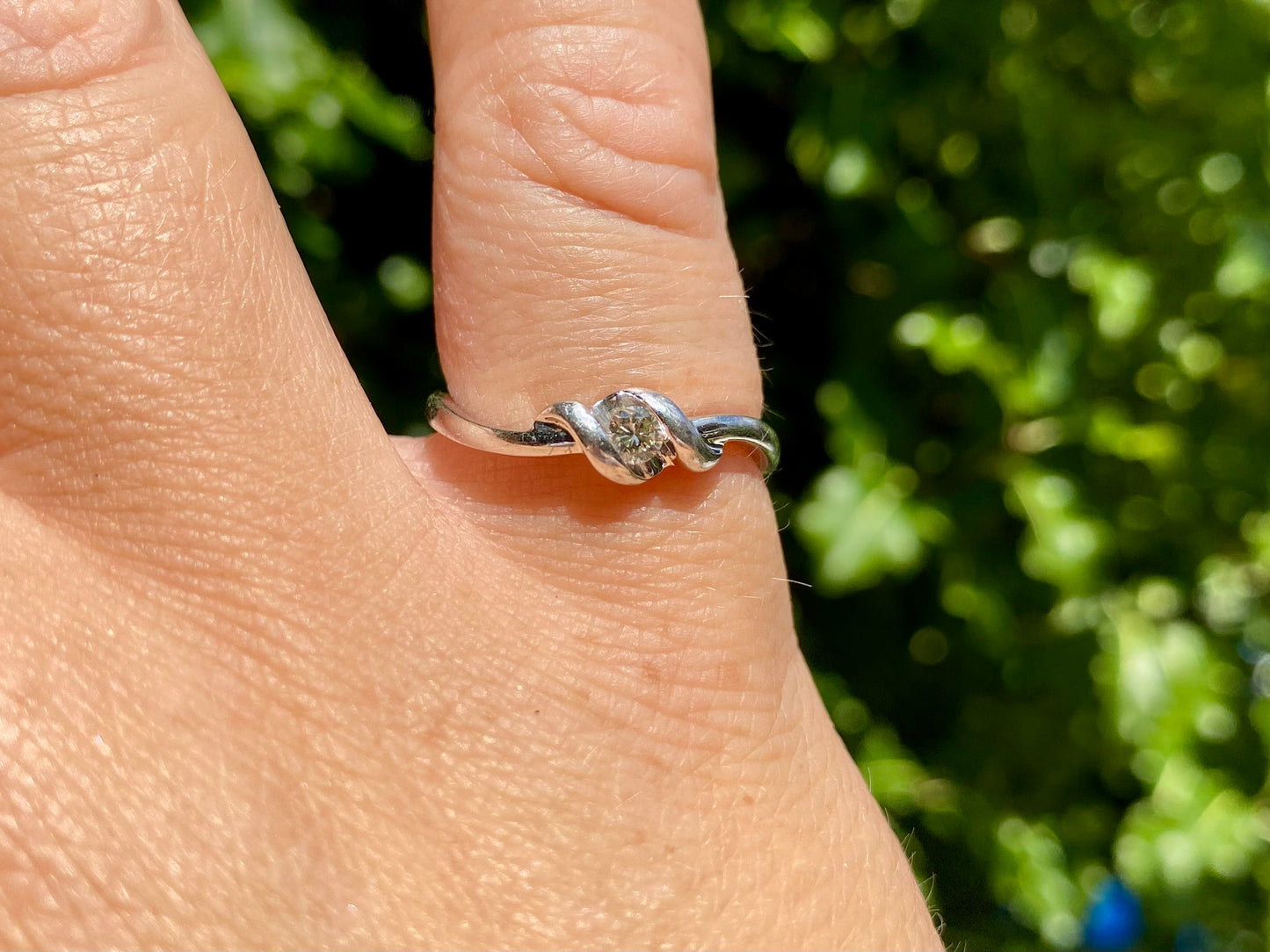 9ct Gold Diamond Ring