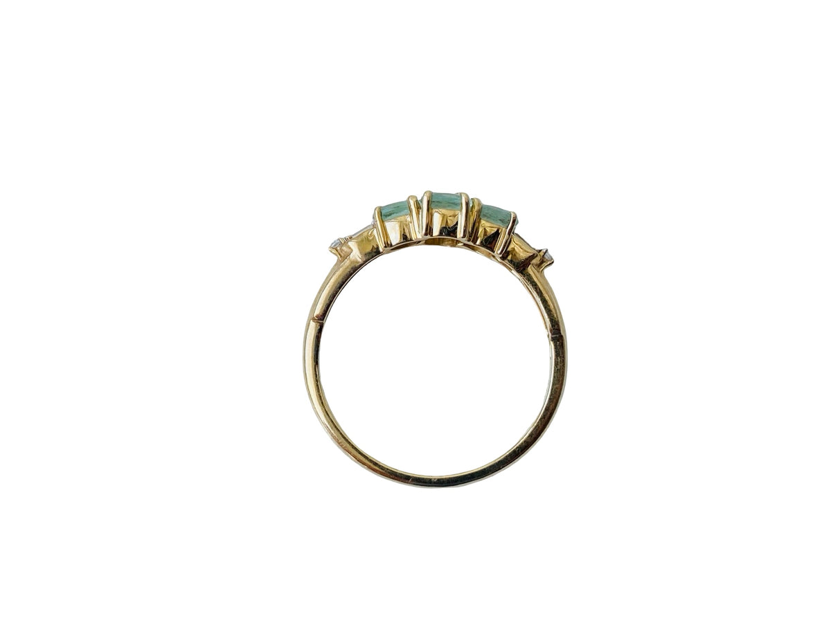 9ct Gold Green Kyanite & White Zircon Ring