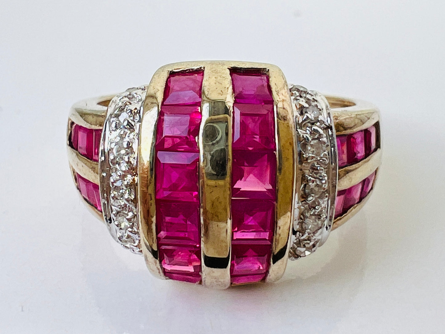 9ct Gold Ruby & Diamond Ring