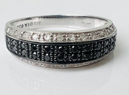9ct Gold Diamond Ring