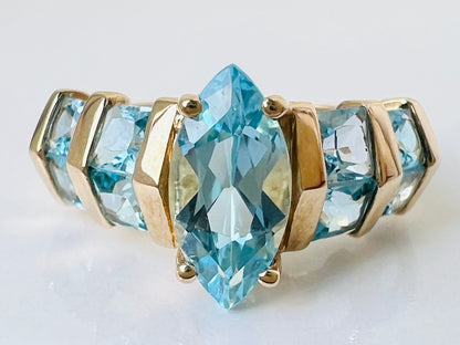 9ct Gold Topaz Ring