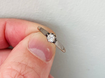 Antique 9ct Gold Diamond Solitaire Ring