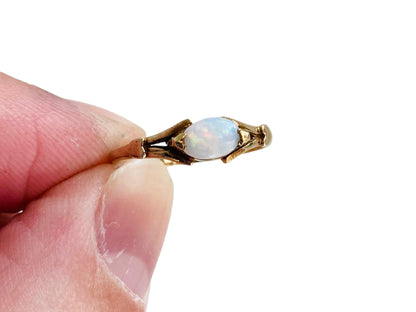 Vintage 9ct Gold Opal Ring