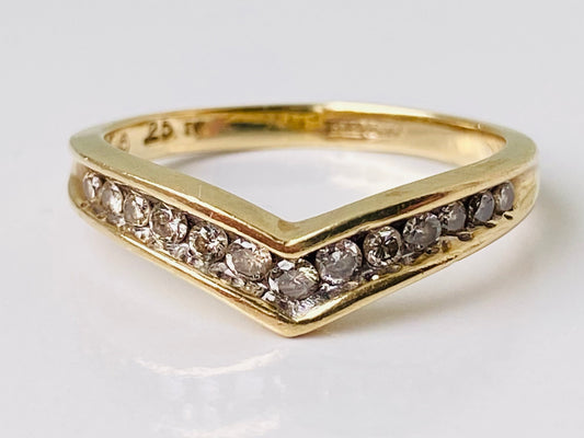 9ct Gold Diamond Wishbone Ring