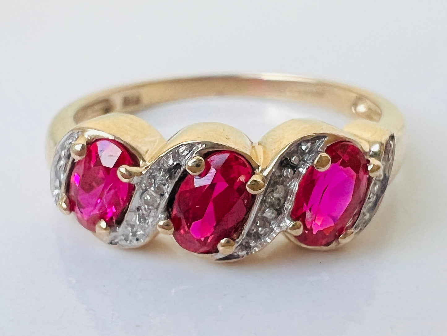 9ct Gold Ruby & Diamond Ring