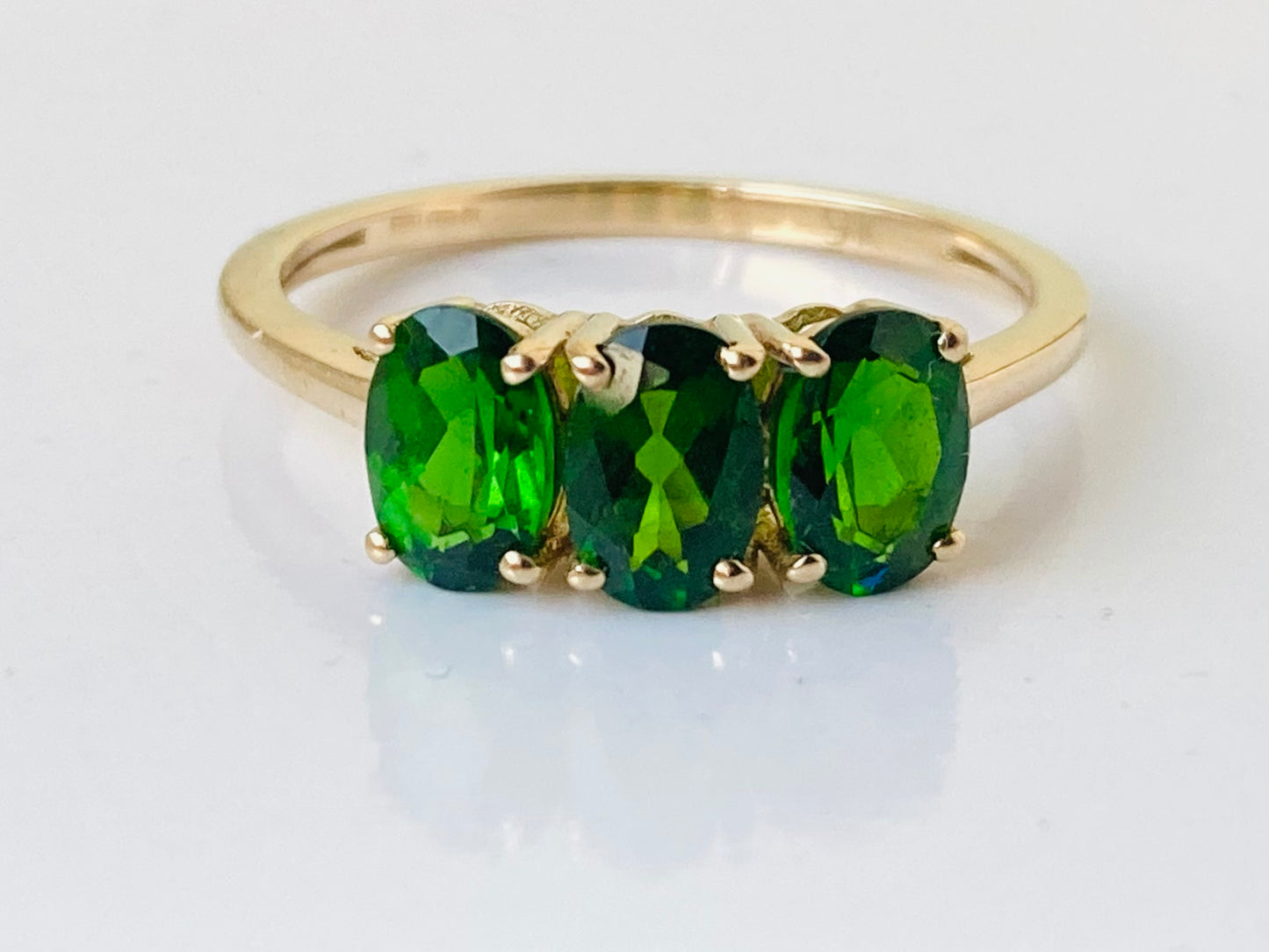 9ct Gold Diopside Ring