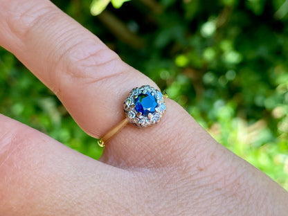 Vintage 18ct Gold Sapphire & Diamond Ring