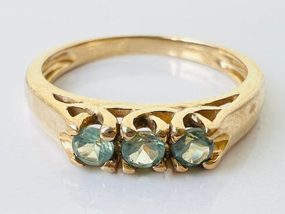 9ct Gold Green Sapphire Ring