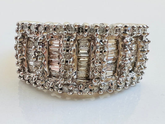 9ct Gold Diamond Ring