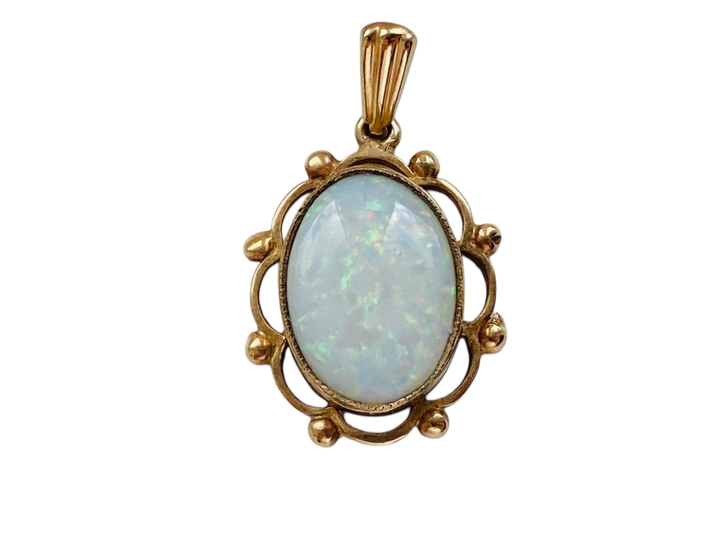 Vintage 9ct Gold Opal Pendant