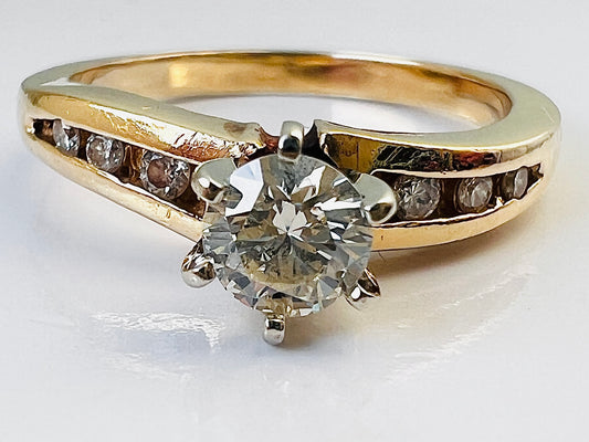 14ct Gold Diamond Ring