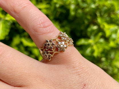 9ct Gold Champagne Diamond Daisy Ring