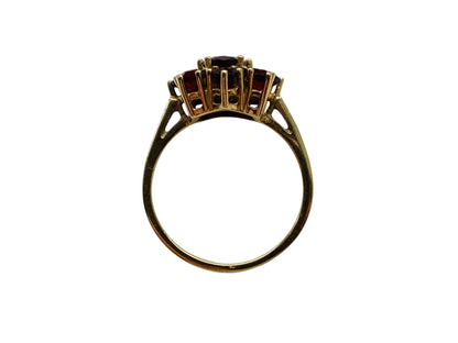 Vintage 9ct Gold Garnet Ring