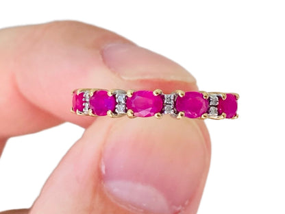 9ct Gold Ruby & Diamond Ring