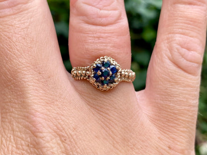 Vintage 9ct Gold Sapphire Ring