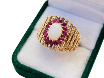 Vintage 9ct Gold Opal & Garnet Ring