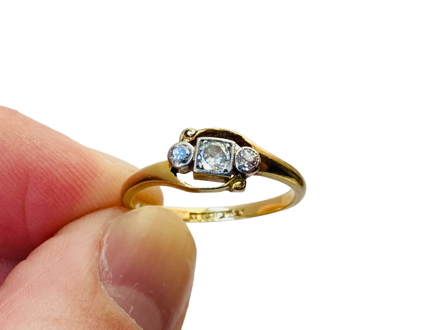 Antique 18ct Gold Diamond Ring