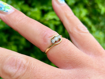 Antique 18ct Gold Three-Stone Diamond Ring
