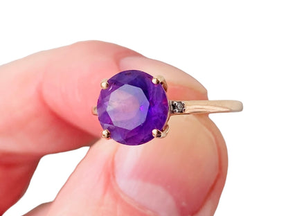 9ct Gold Amethyst & Diamond Ring