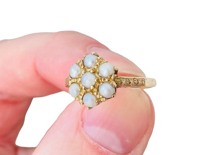Vintage 9ct Gold Pearl Ring