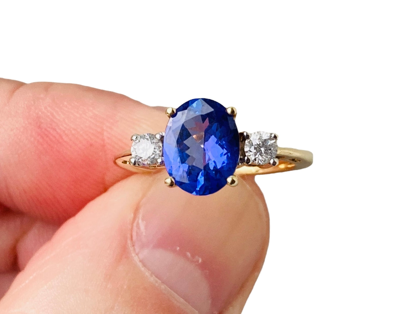 14ct Gold Tanzanite & Diamond Ring