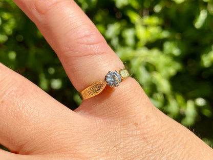 Vintage 18ct Gold Diamond Solitaire Ring