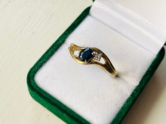 9ct Gold Sapphire & Diamond Ring