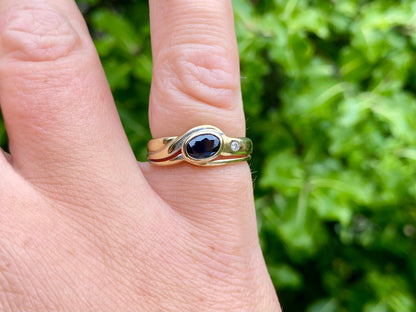 9ct Gold Sapphire & Diamond Ring