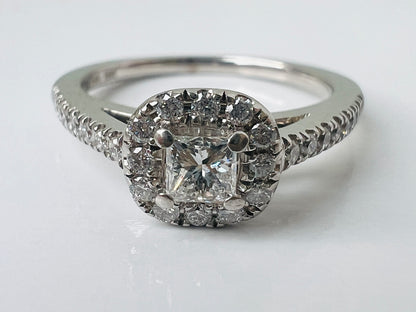 18ct Gold Diamond Halo Ring