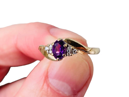 9ct Gold Amethyst & Diamond Ring