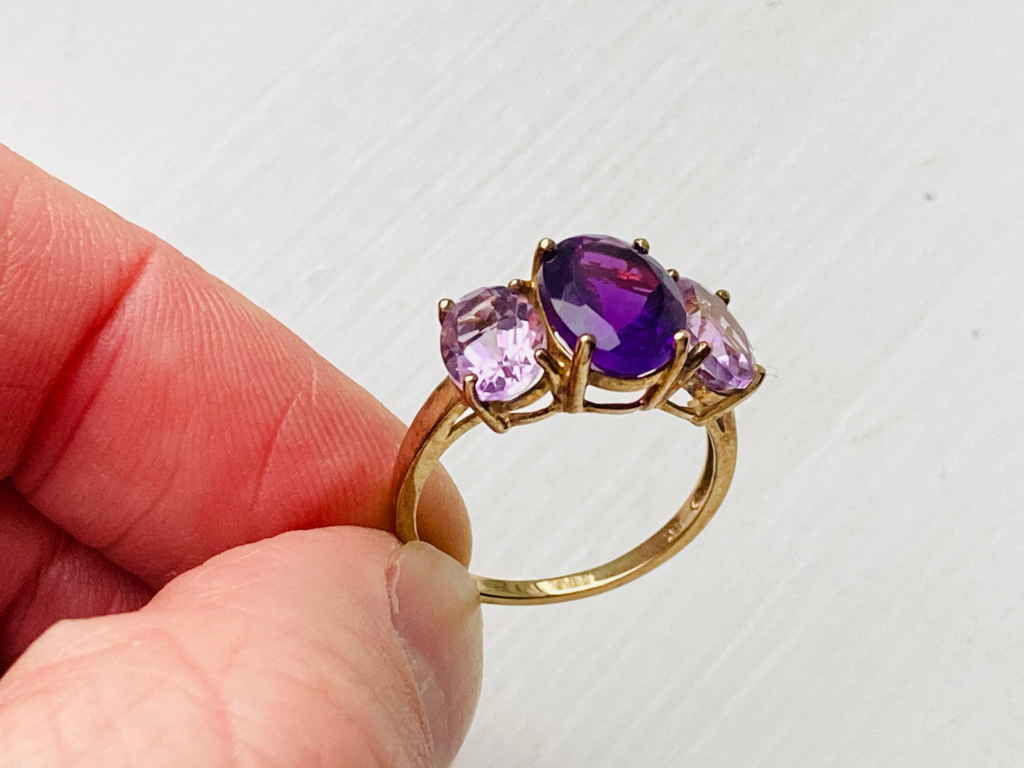 9ct Gold Amethyst Ring