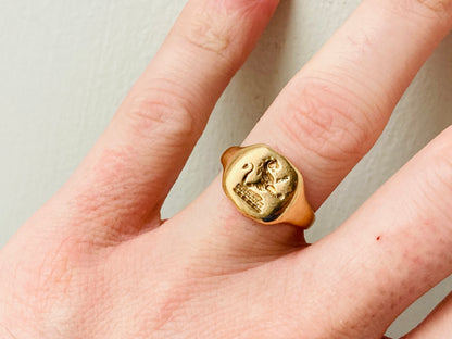 Antique 18ct Gold Seal Ring