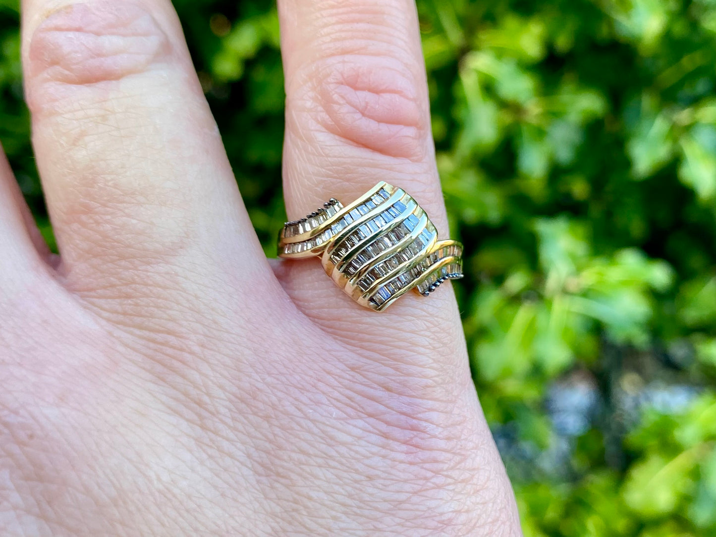 9ct Gold Diamond Ring