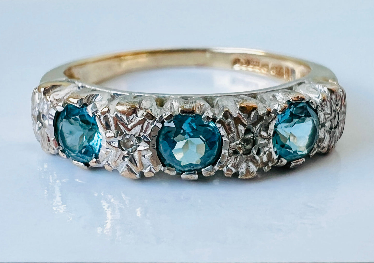 Vintage 9ct Gold Topaz & Diamond Ring