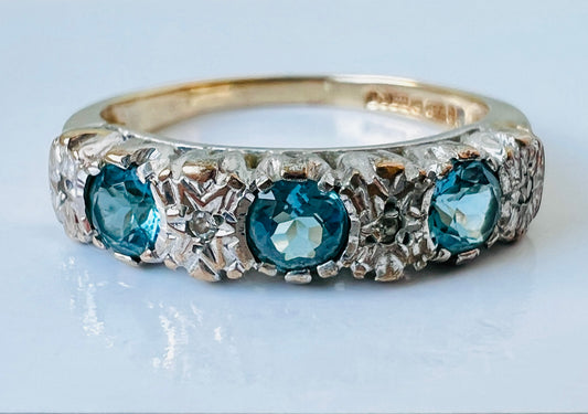 Vintage 9ct Gold Topaz & Diamond Ring