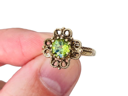 Vintage 9ct Gold Peridot Ring