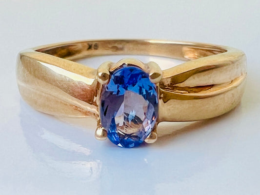 9ct Gold Tanzanite Ring