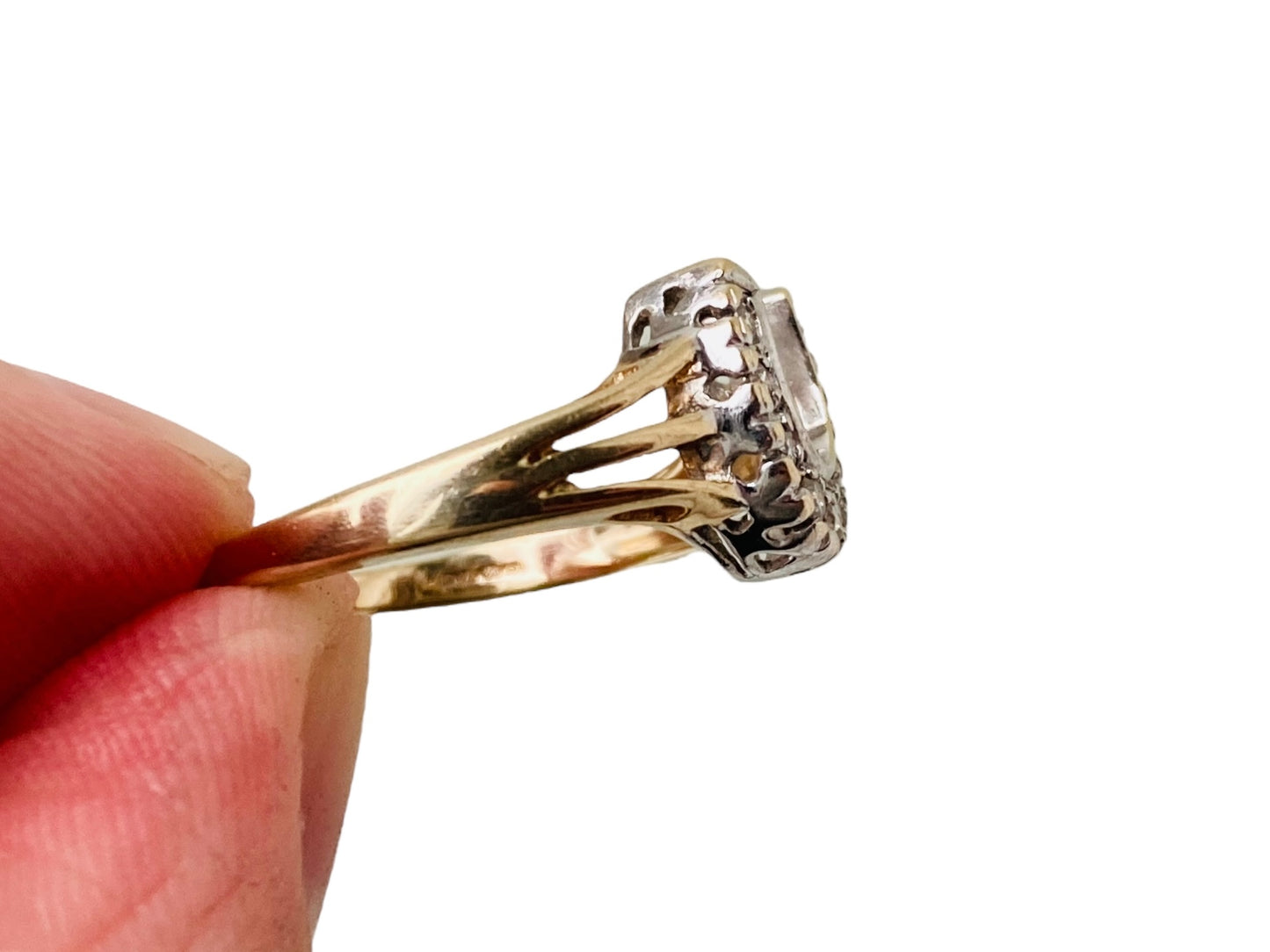 9ct Gold Diamond Hoseshoe Ring