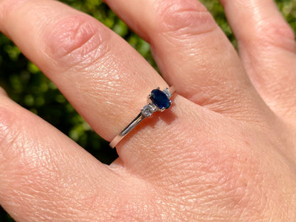 18ct Gold Sapphire & Diamond Ring