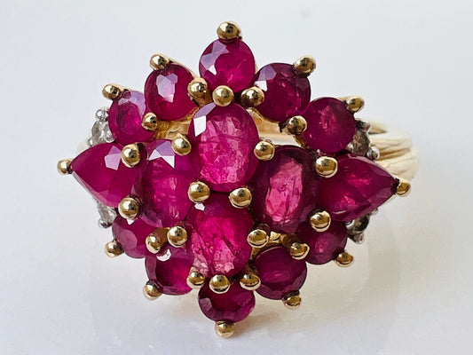 9ct Gold Ruby & Diamond Ring