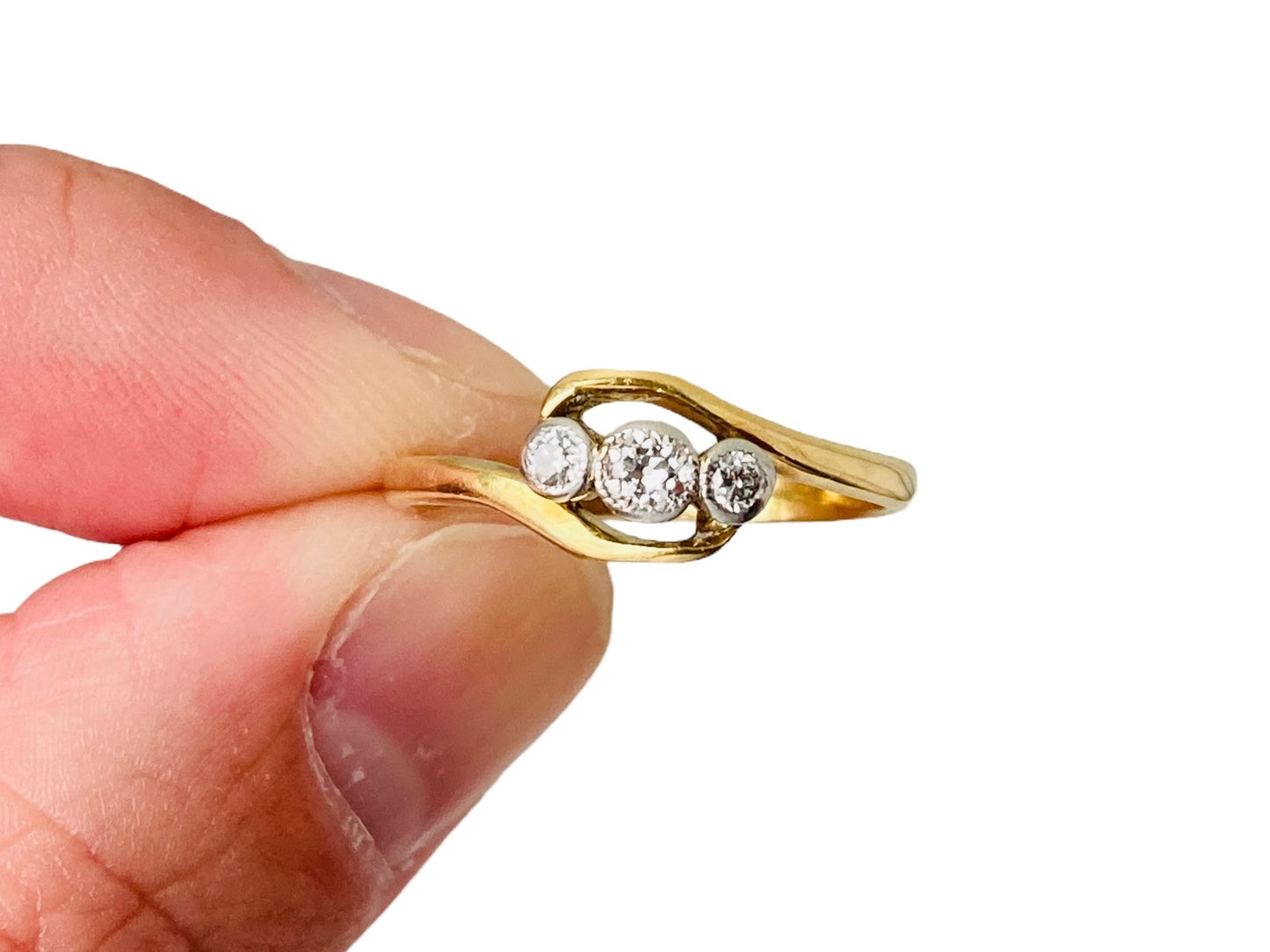 Antique 18ct Gold Three-Stone Diamond Ring