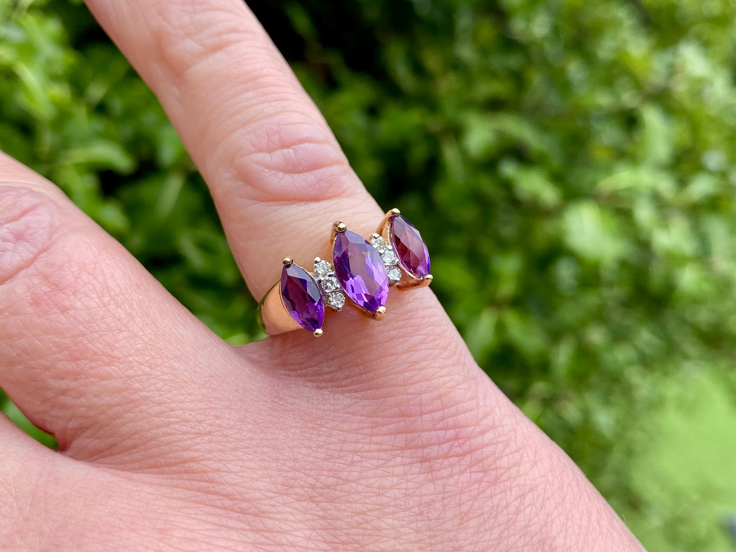 Vintage 9ct Gold Amethyst & Diamond Ring