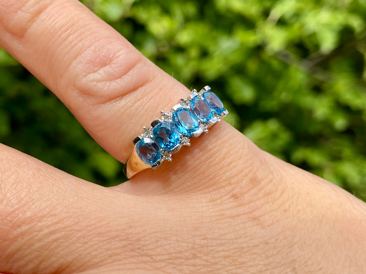 9ct Gold Topaz & Diamond Ring