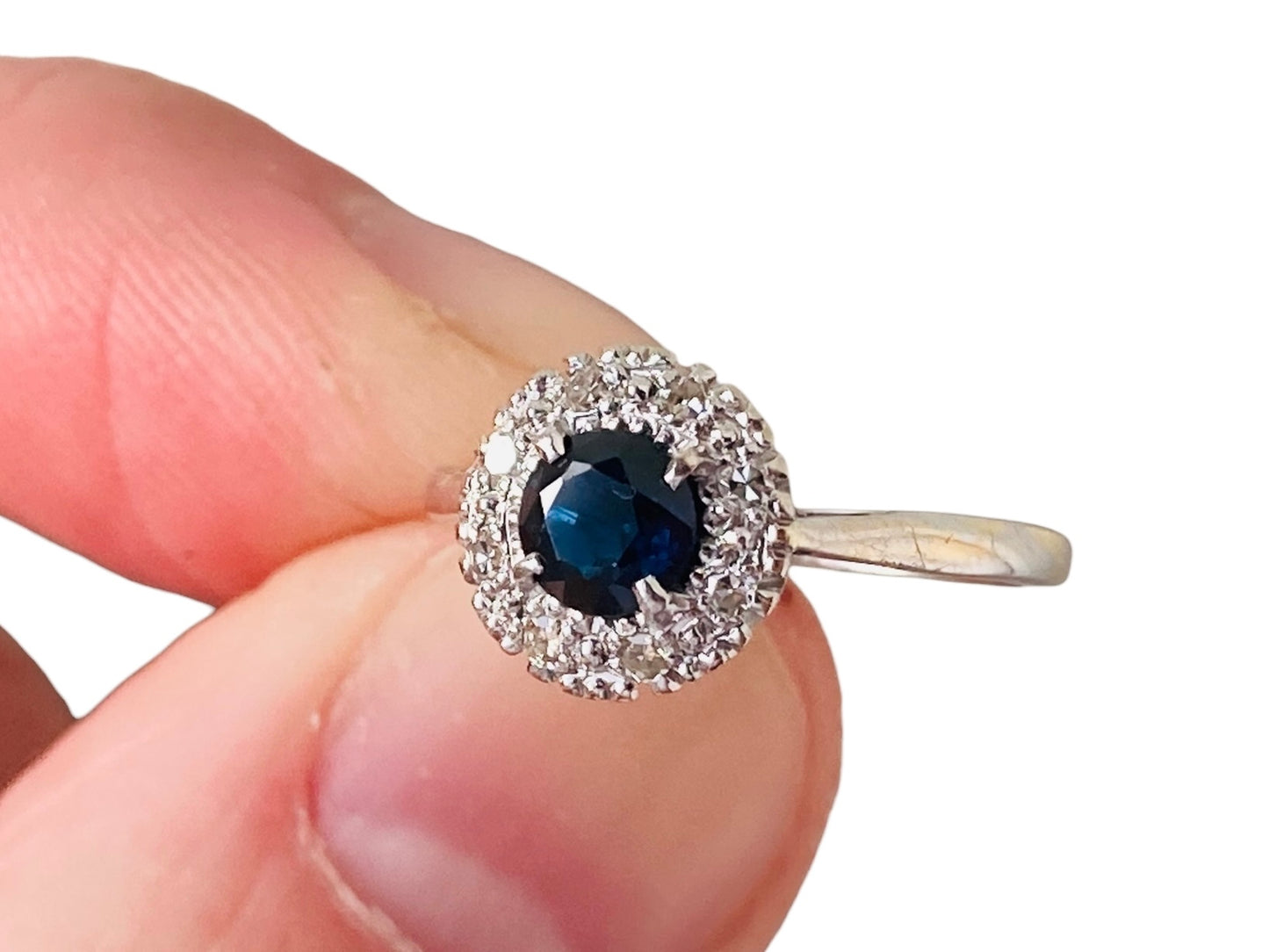 Vintage 18ct Gold Sapphire & Diamond Ring