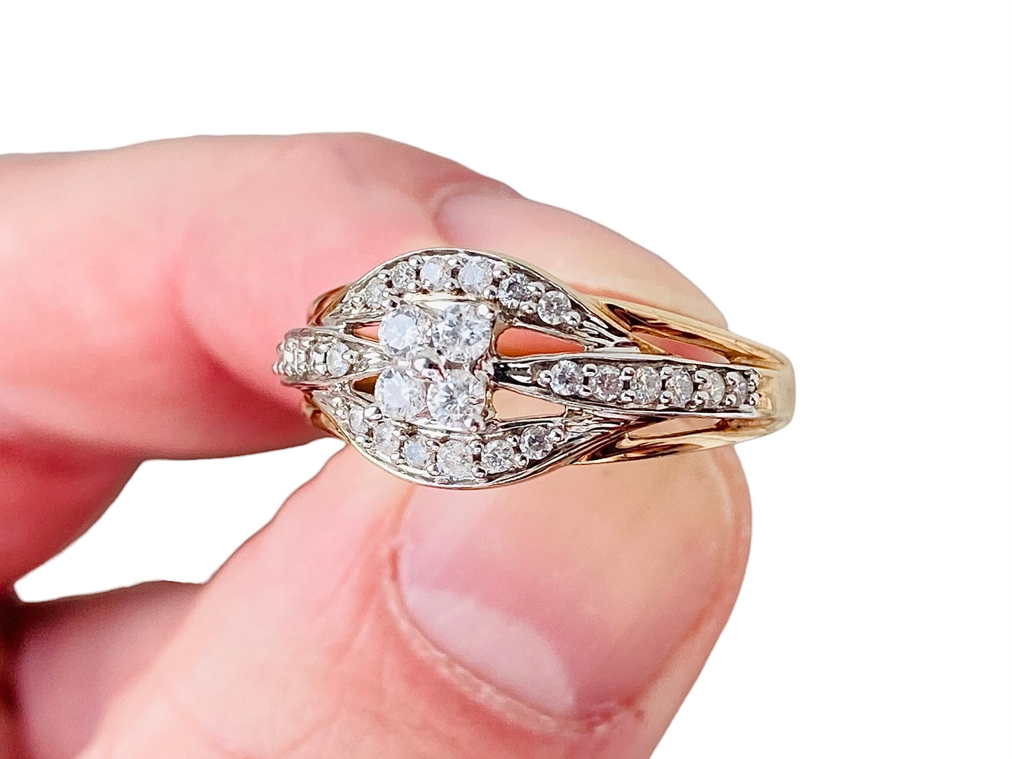 9ct Gold Diamond Ring