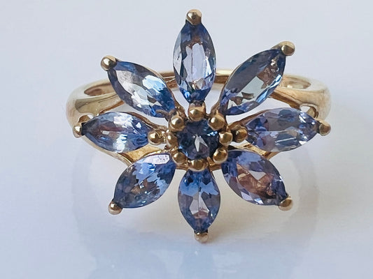 9ct Gold Tanzanite Ring